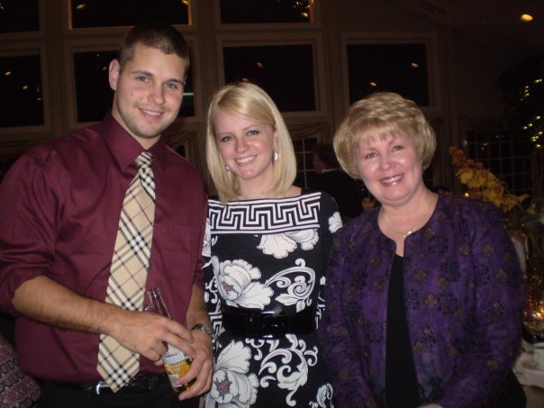 Marsha Dulen and her kids at Daniel's wedding back in 2009