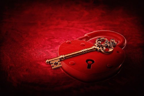 valentine's heart lock and key gift